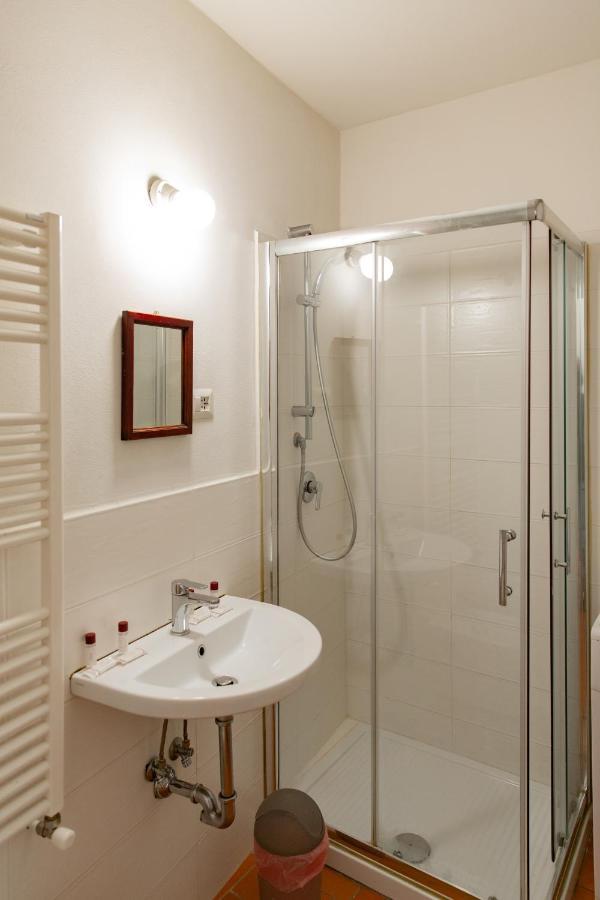 Graceful Apartment In The Heart Of Florenz Exterior foto